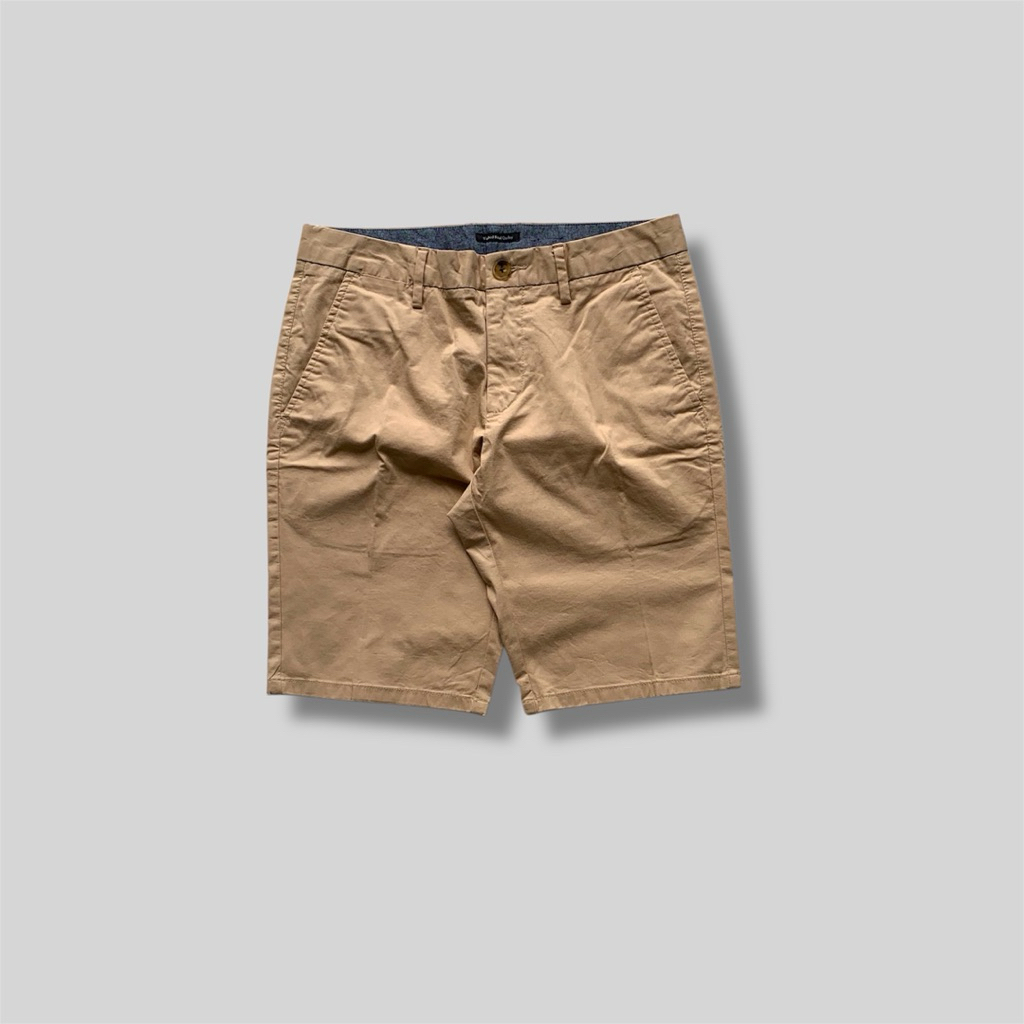 Celana Pendek Chinos TBJ Nearby