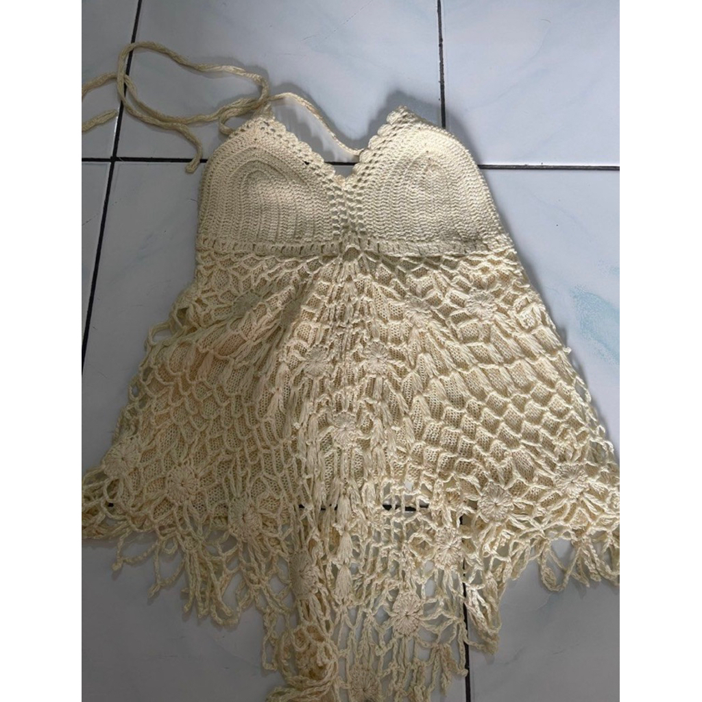 preloved Baju pantai rajut bikini bali putih tulang cream