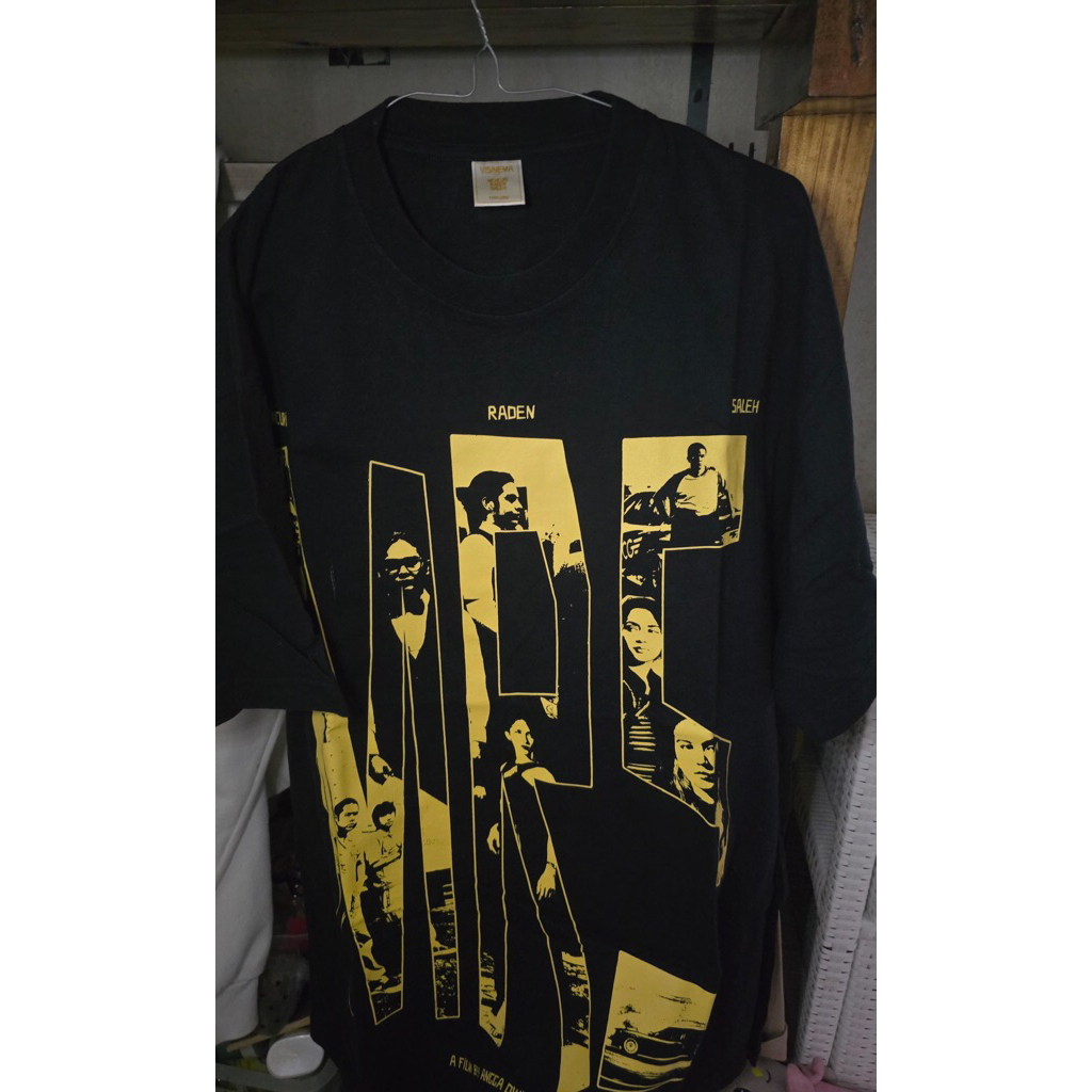 Kaos film mencuri Raden saleh