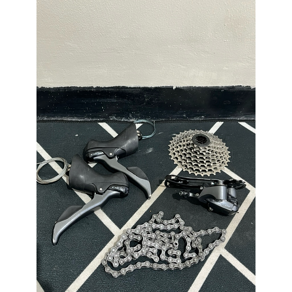 grupset shimano claris 2x8 speed second
