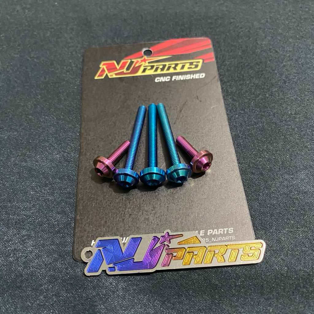1 set baut tengki cbr cb150 titanium m4  drat 6 panjang 3,5cm dan 1,5cm set baut tutup tengki cbr cb