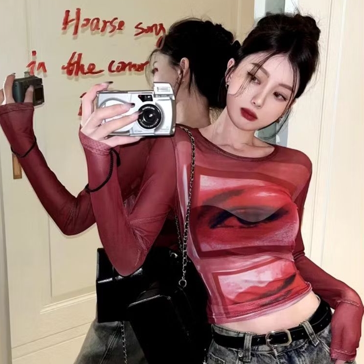 Red Vintage Long Sleeve Cropped