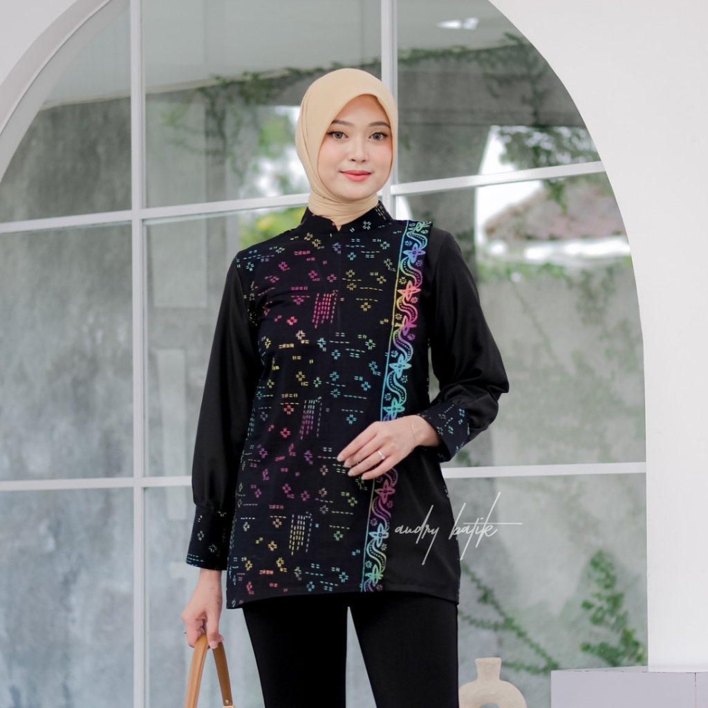 Audry Batik - Cendana - Blouse Batik Kerja Wanita Panjang Hijab Modern Motif Batik Garis Polos Hitam