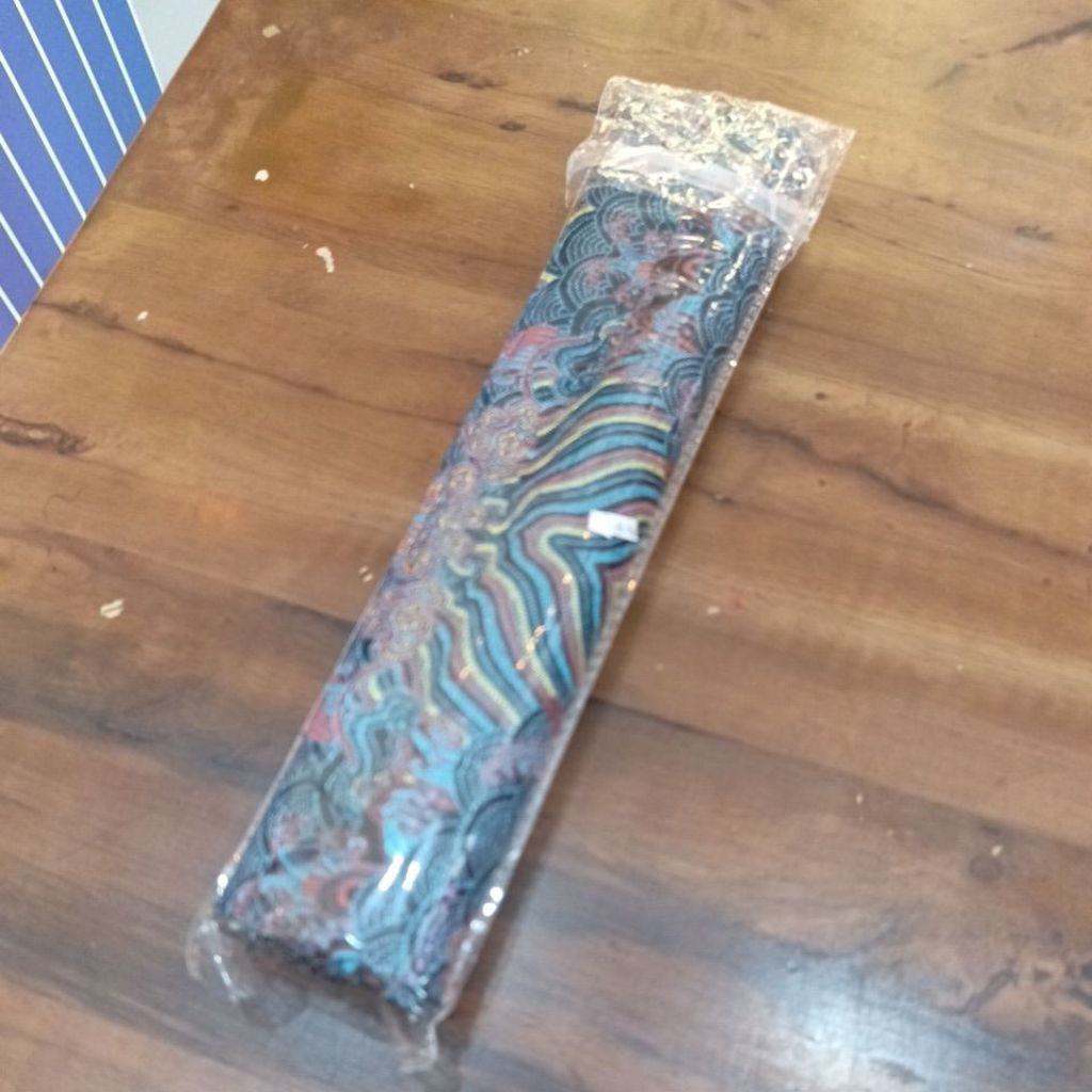 Taplak Kain warna Ungu