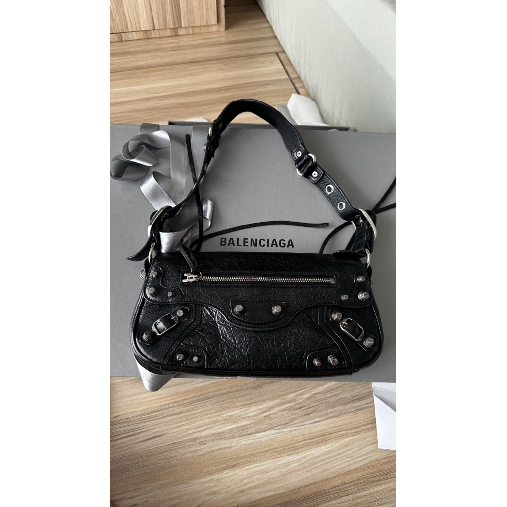 PreLoved Authentic Balenciaga Le Cagole Sling Small