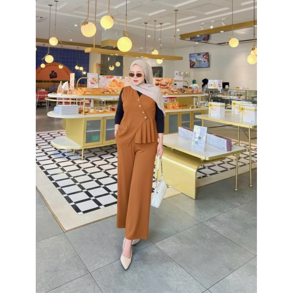 Swetelan Kondangan Ibuibu Kantong Dada Setelan Wanita Oneset Kekinian Steelan Baqju Baju Celana 2In1