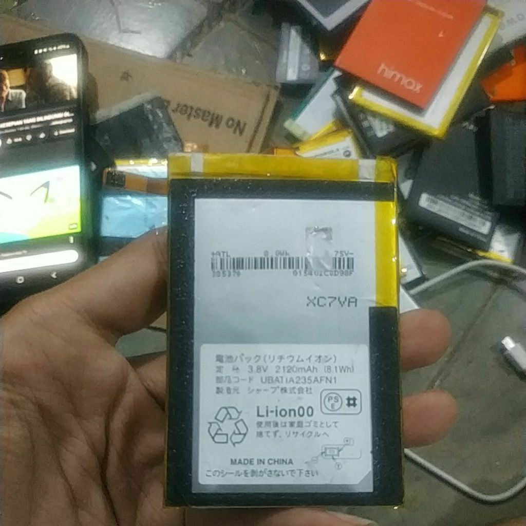 BATERAI BEKAS SHARP Aquos 303SH