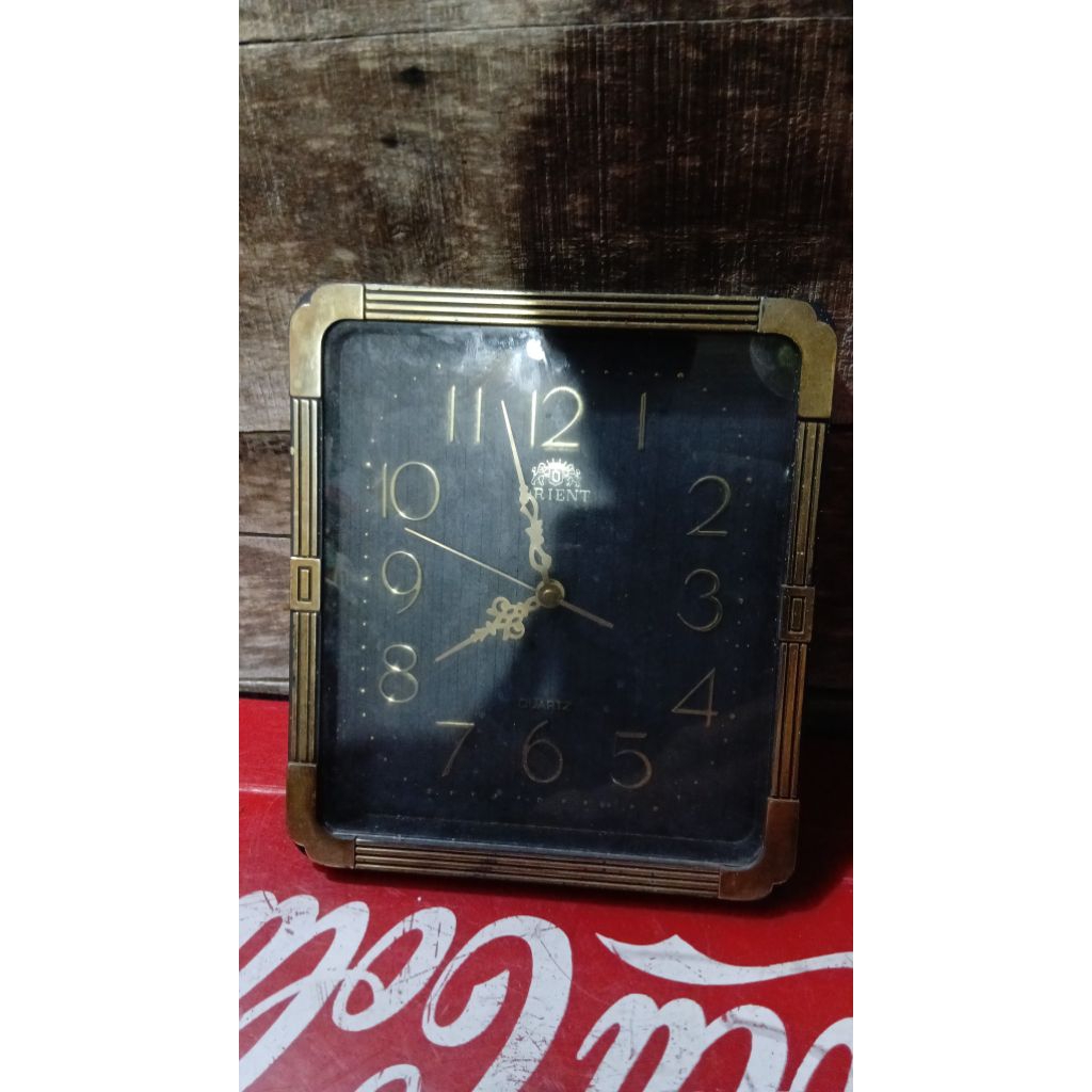 Jam dinding 75k jadul antik kuno lawas vintage display anggap mati