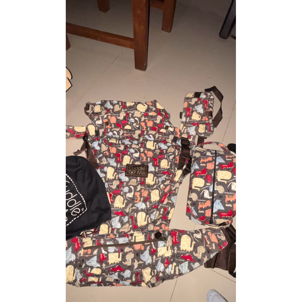 Cuddle me gendongan preloved