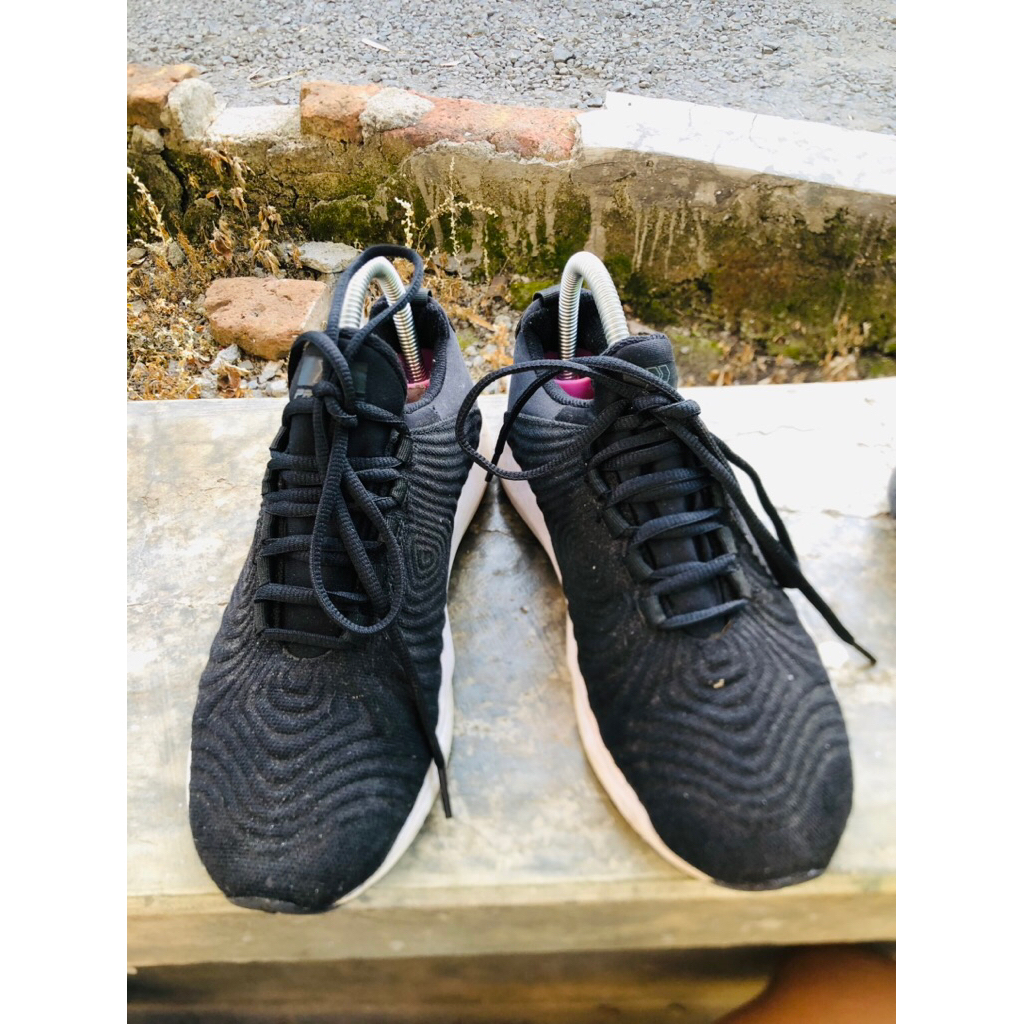 sepatu running merk precise uk 37