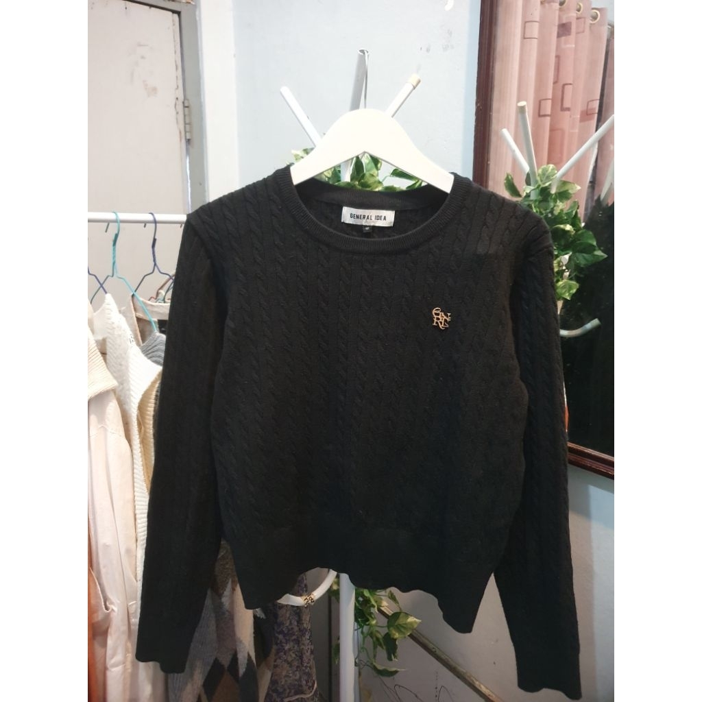 Sweater kepang GENERAL IDEA