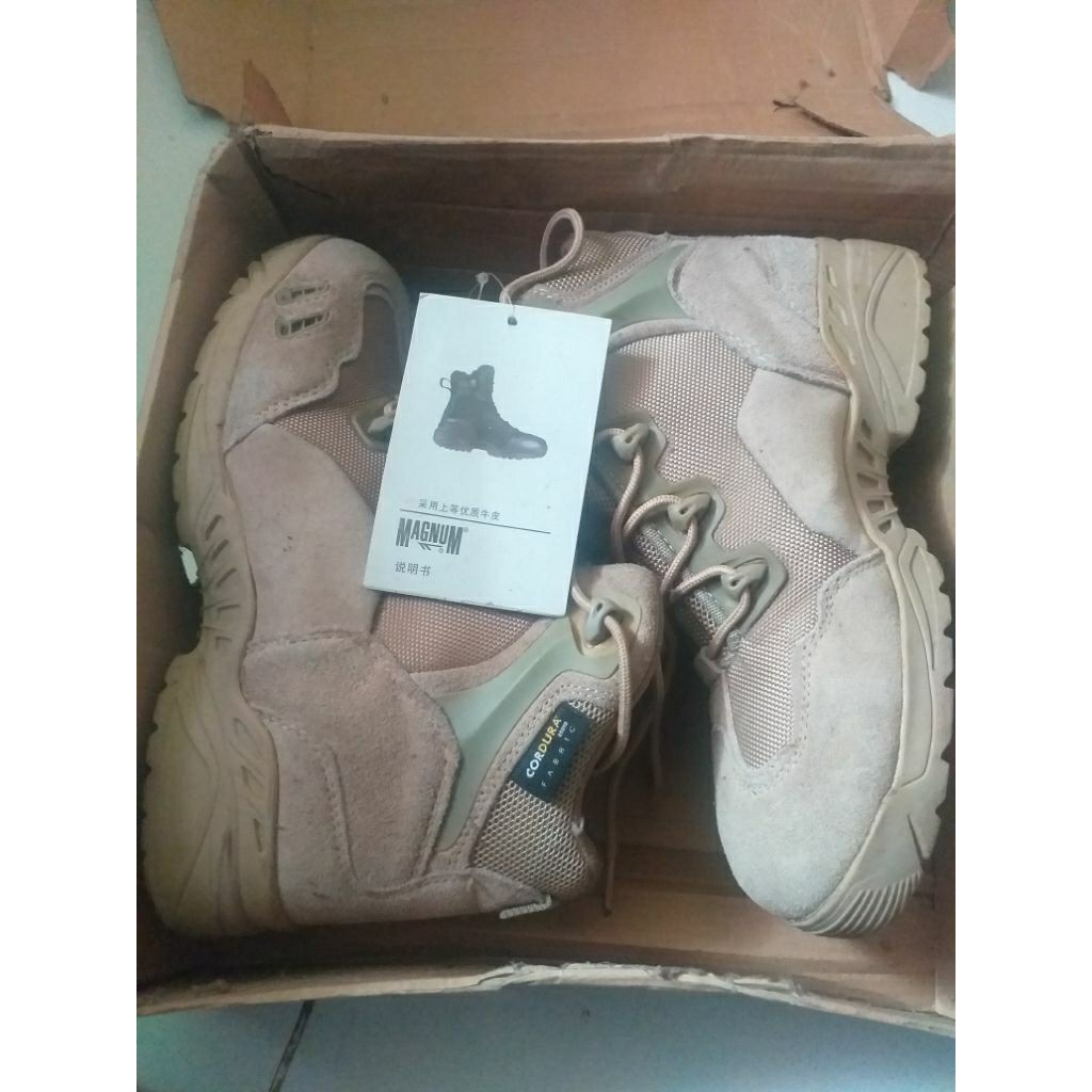 sepatu/Magnum Tactical Condura Spider Boots Krem, ukuran 41.