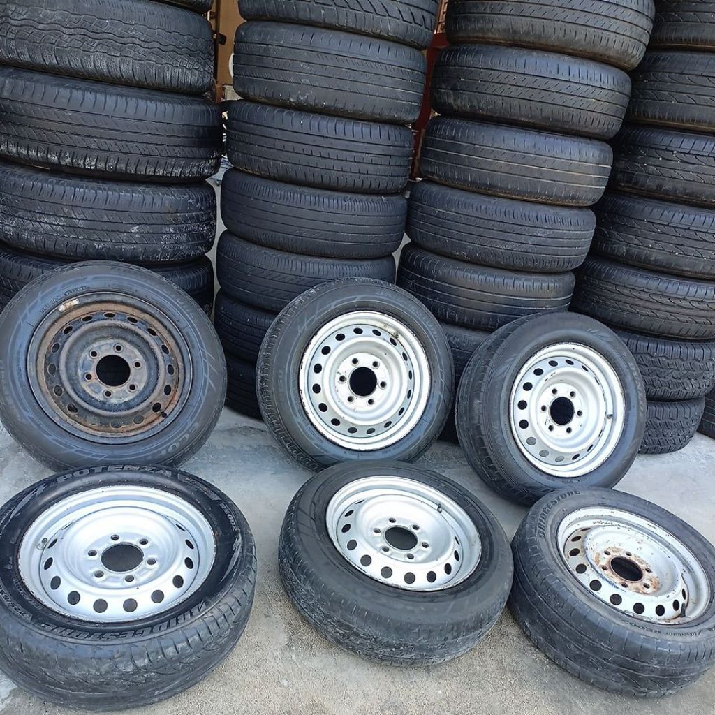 velg pelek besi kaleng oem original ford Everest xlt 4 x 4 2006 cocok untuk muatan x-tra berat mobil