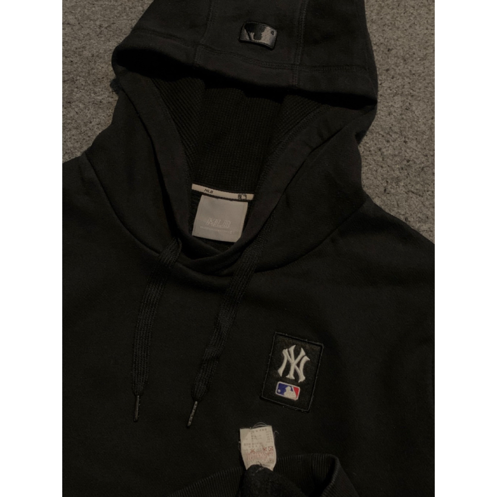 HOODIE MLB AND CELANA JEANS BERSHKA