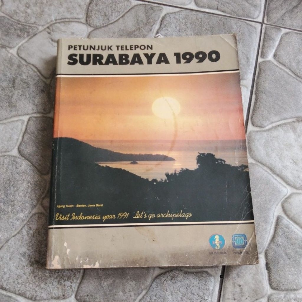 BUKU PETUNJUK TELEPON SURABAYA 1990.
