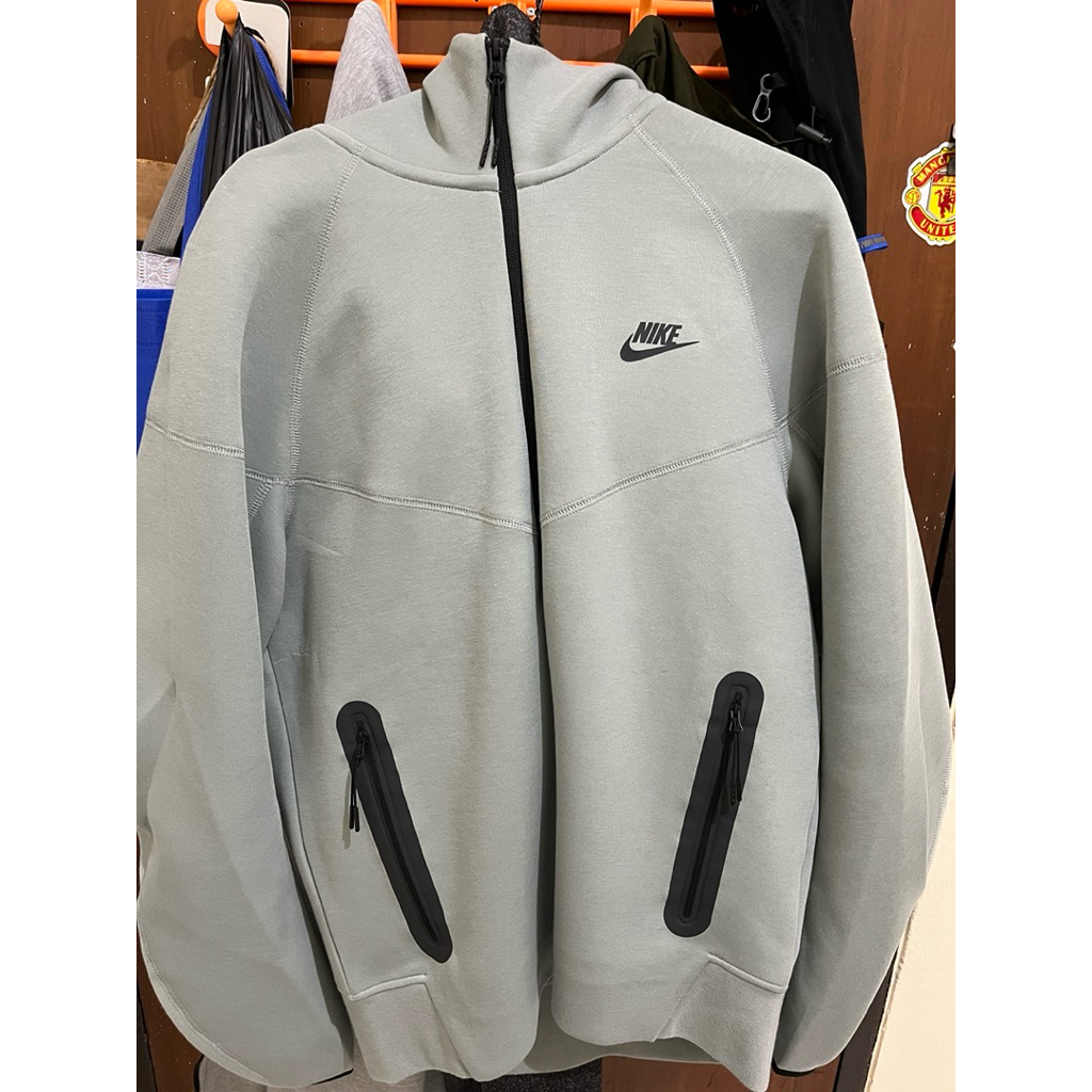 Nike Tech Fleece Mica Green Original