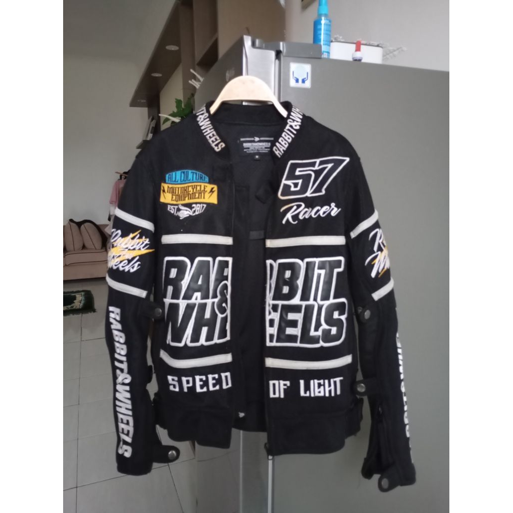 Rabbit and wheels midnight