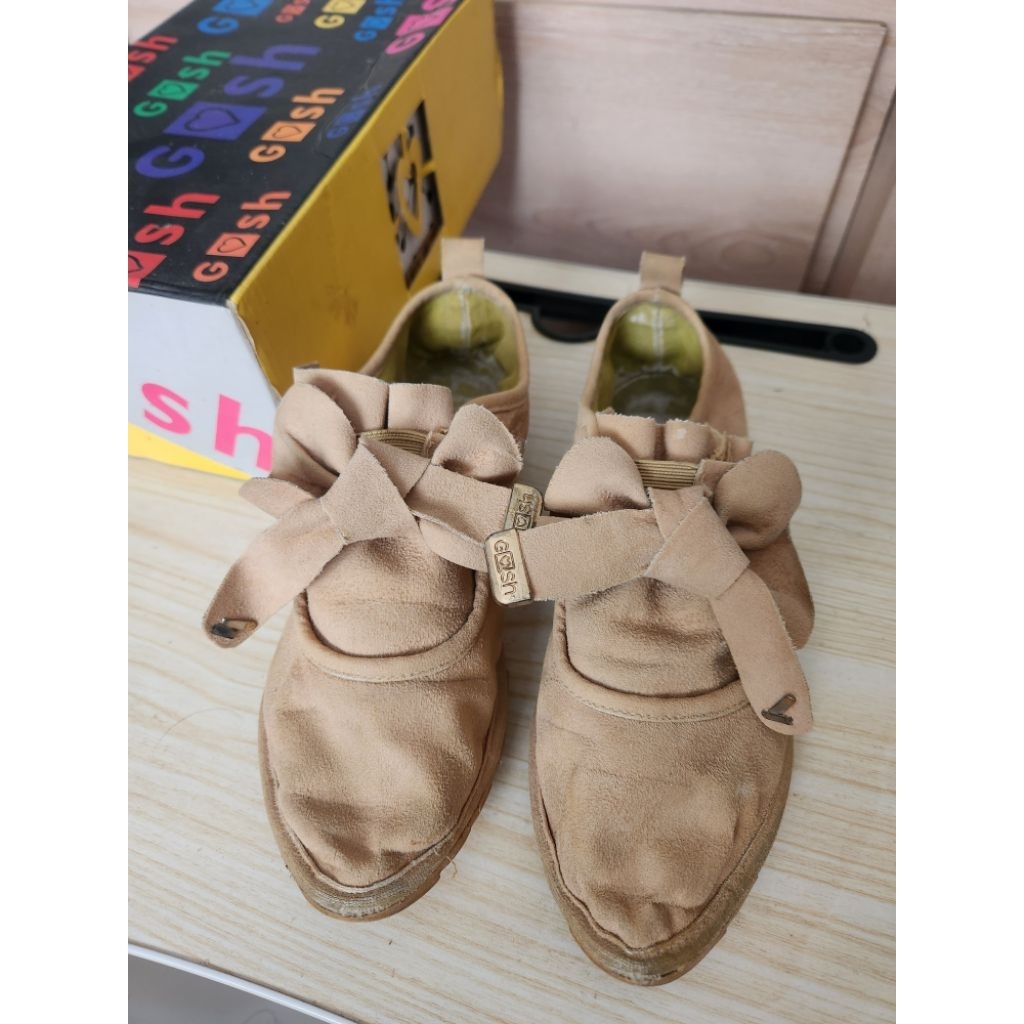Sepatu Wanita Slip On Casual "Gosh" Original