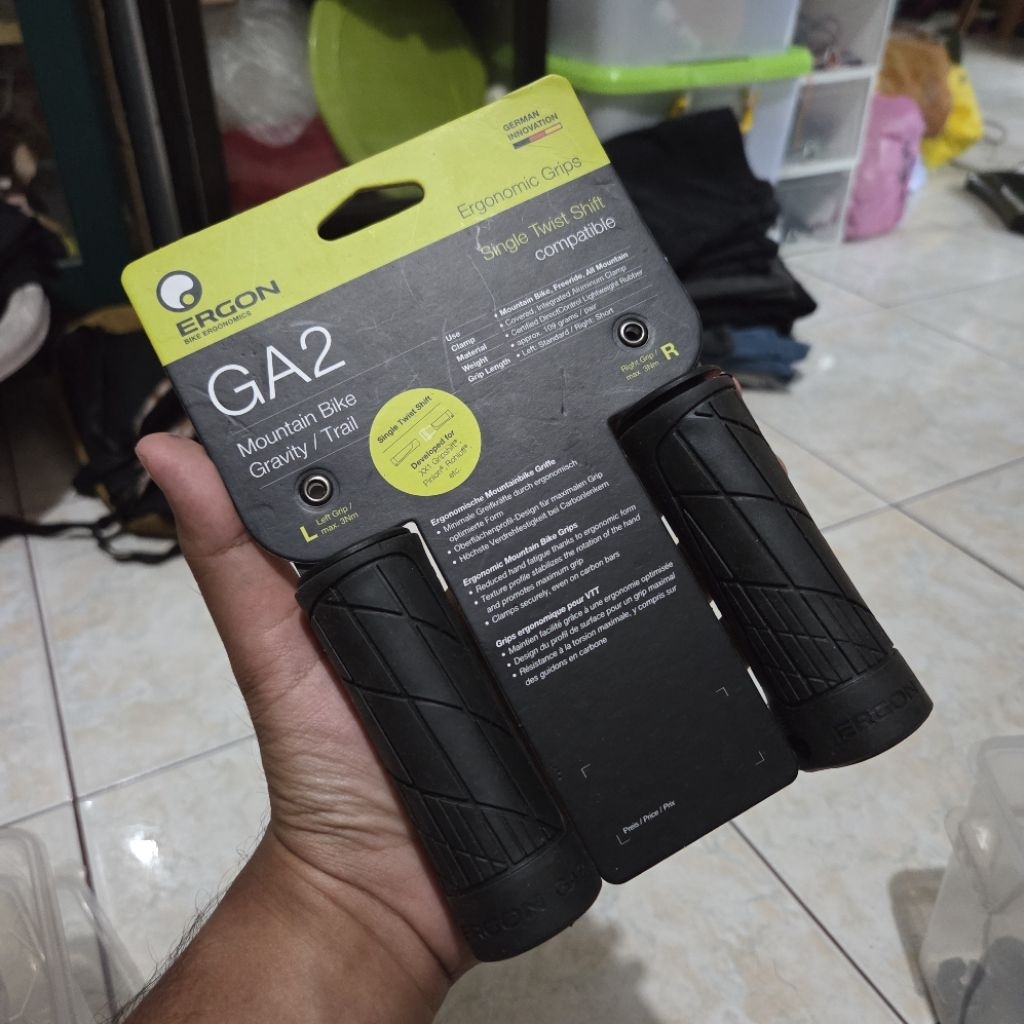 ERGON GA2 BLACK SHORT (NEW)