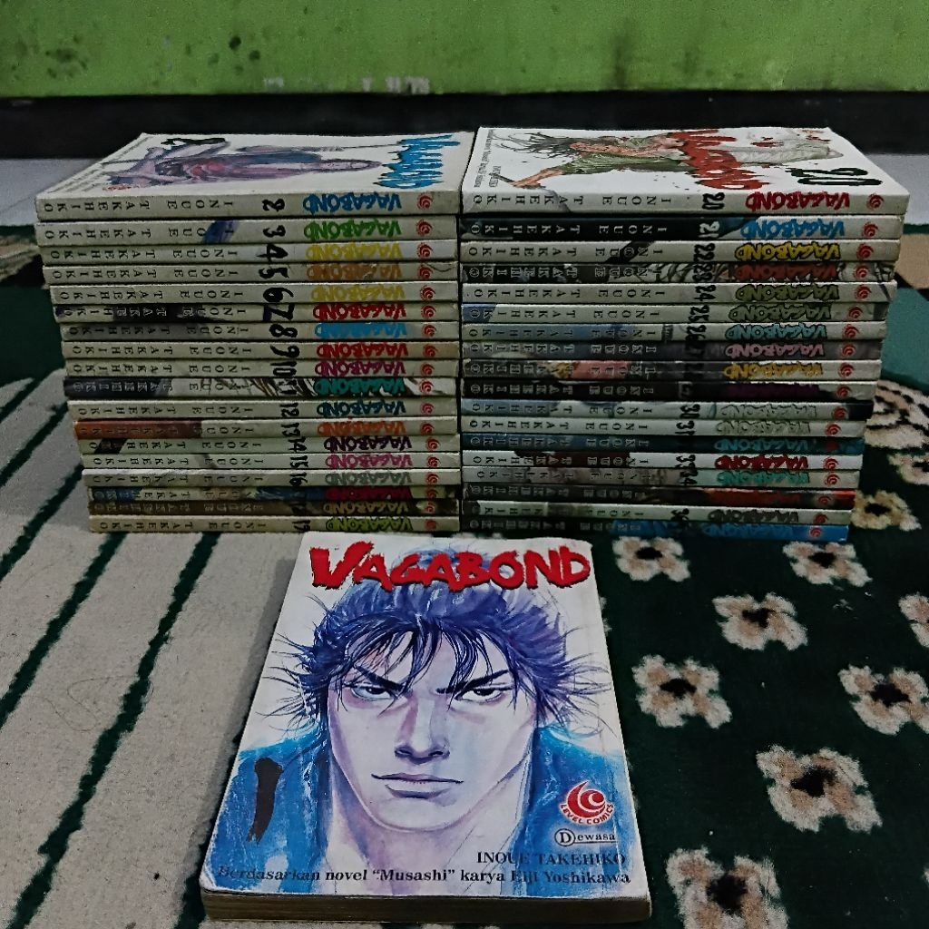 Komik Vagabond vol 1-37 set ke-2