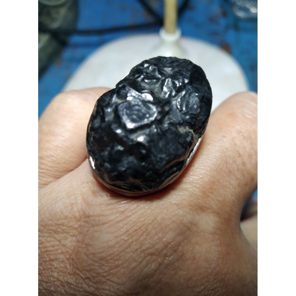 Batu Hitam Meteor Satam Natural