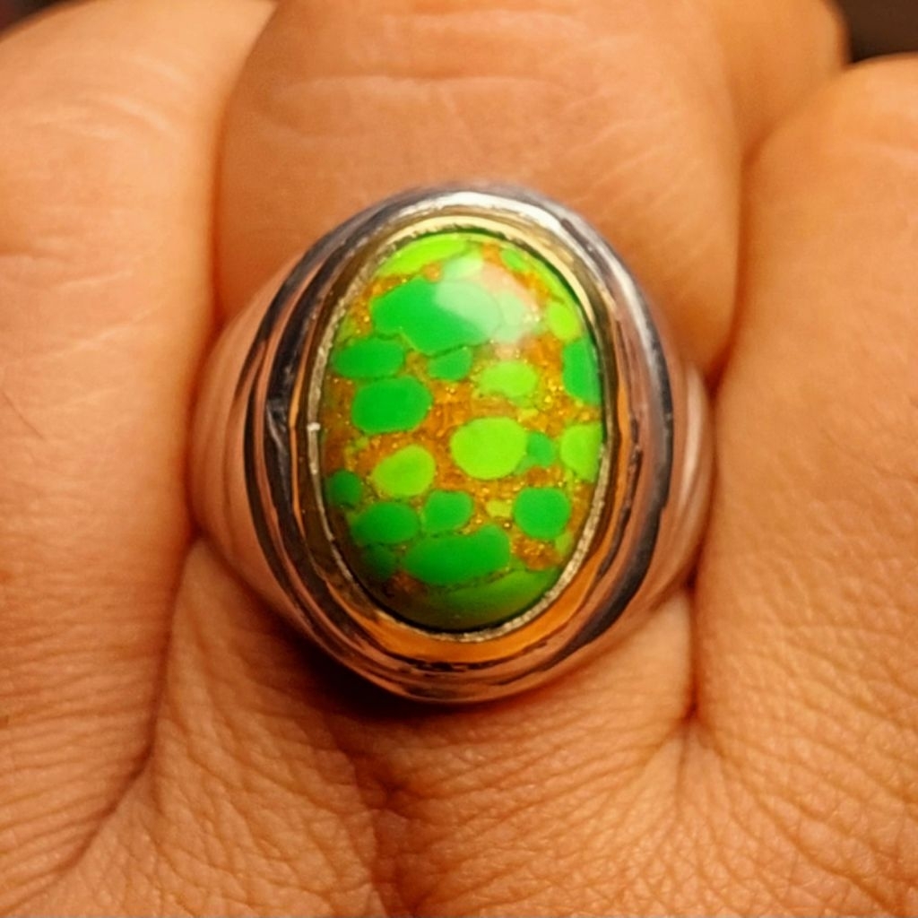 CINCIN BATU PIRUS HIJAU KEDONDONG URAT EMAS 16mm-18mm RANDOM
