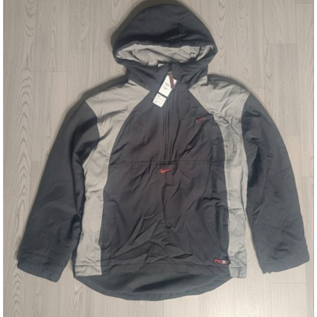 jaket nike vintage half zipper center logo ( perhatikan deskripsi dan pxl)