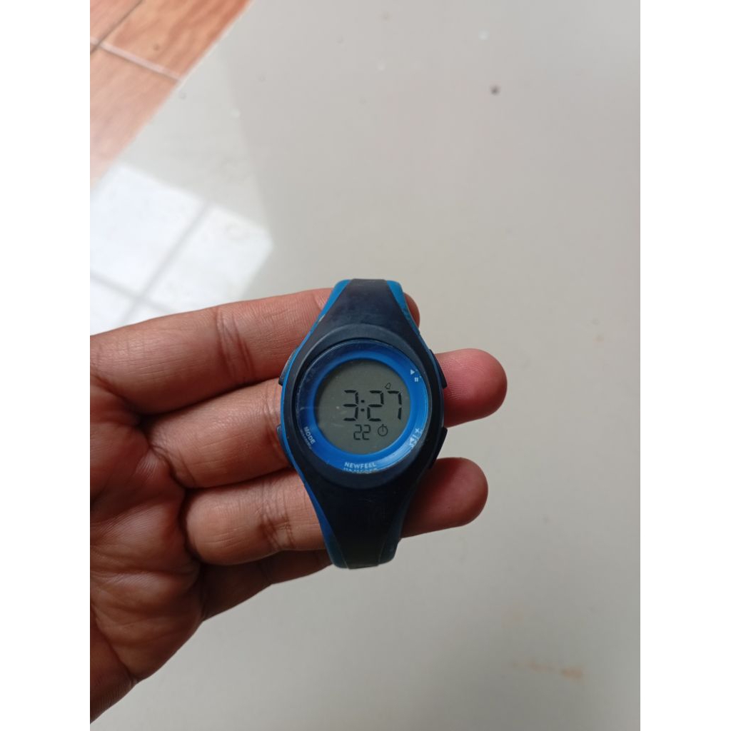 jam tangan Decathlon second original