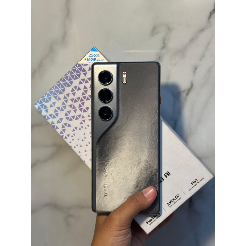 TECNO CAMON 40 PRO 5G 8/256GB FULLSET SECOND BERGARANSI