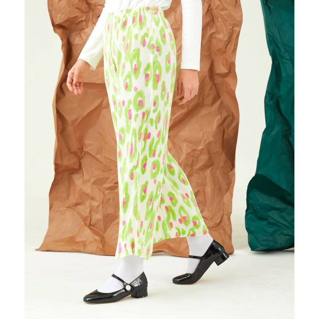 NADJANI Chila Pleats Flow X Nindy