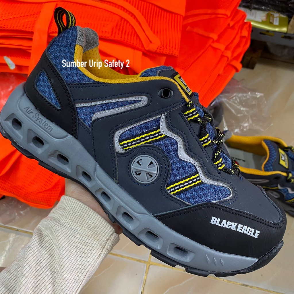 Sepatu Safety BLACK EAGLE VC-409B Low Cut Ujung Besi Shoes Original