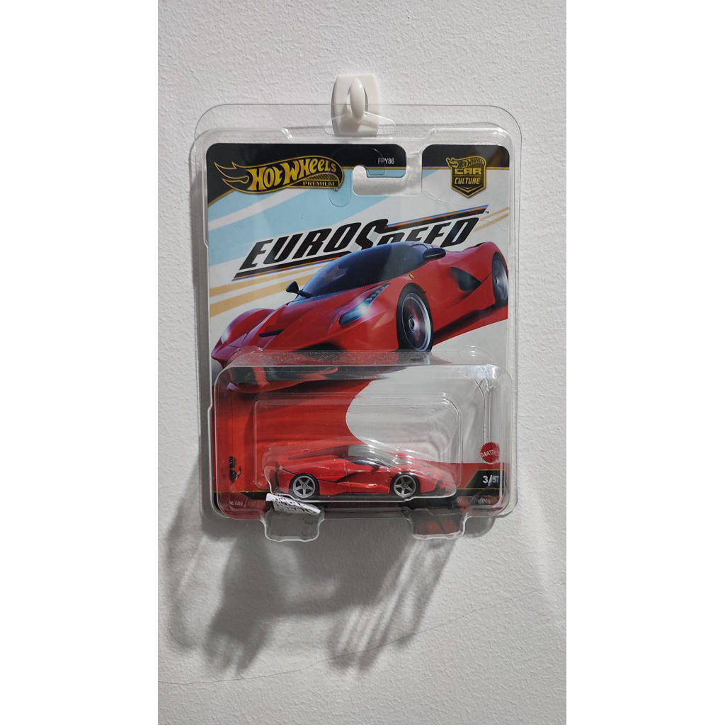 Hotwheels Premium Ferrari Laferrari