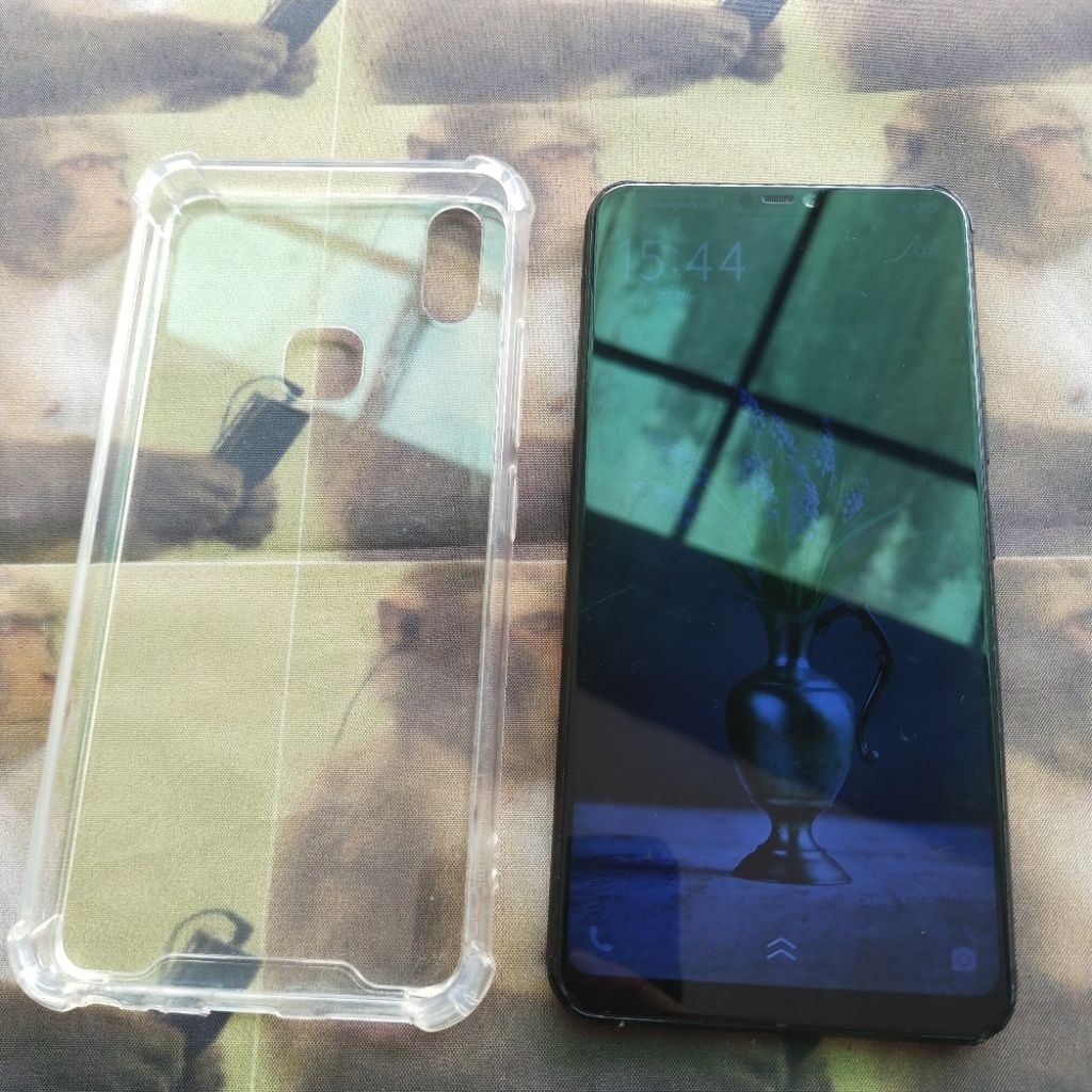 Vivo V9 1723 6gb 64gb 6 64 ori resmi minus lcd bekas second 2nd seken preloved