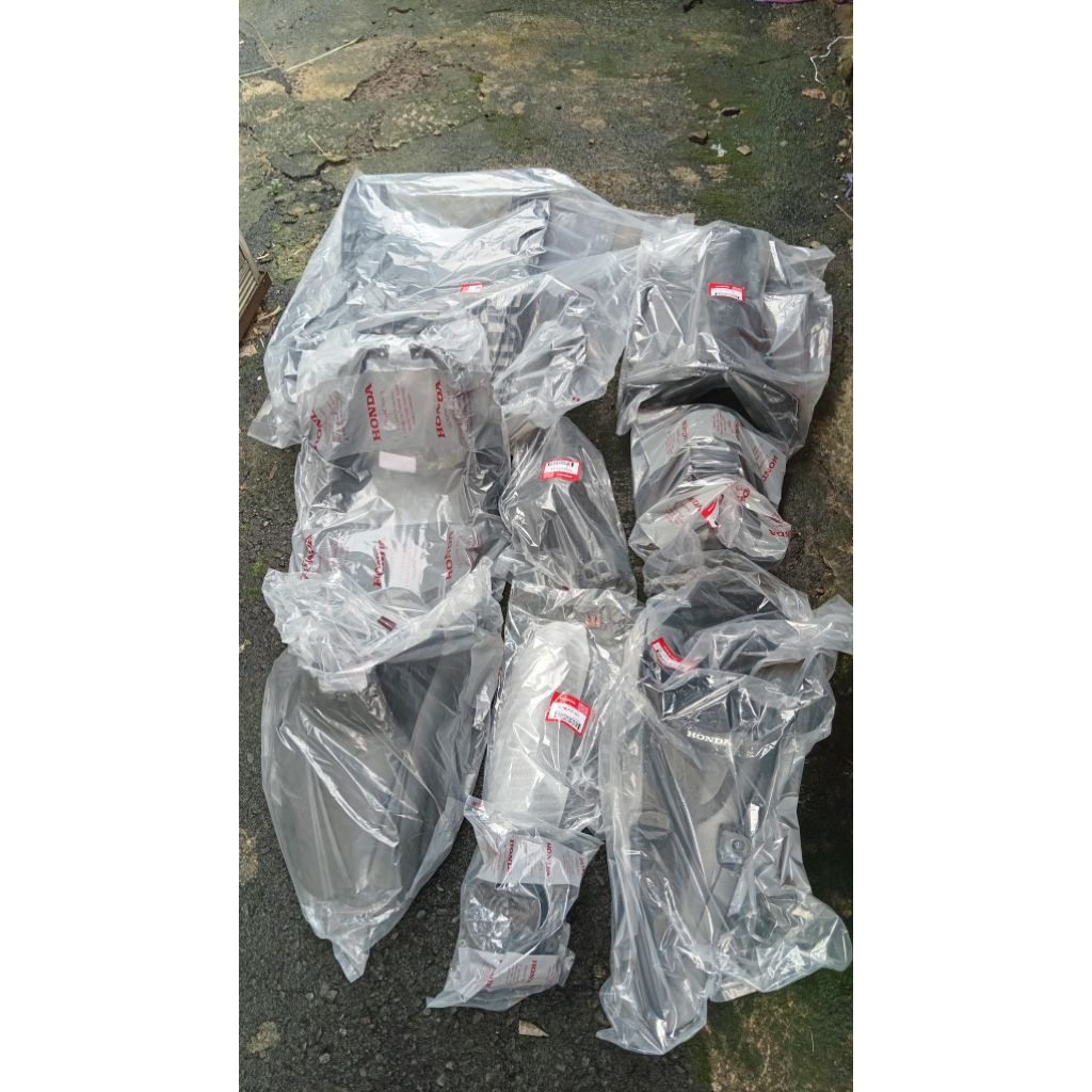 Body Kasar Honda Beat Karbu KVY Full Set Original AHM Indonesia (Pre Order)