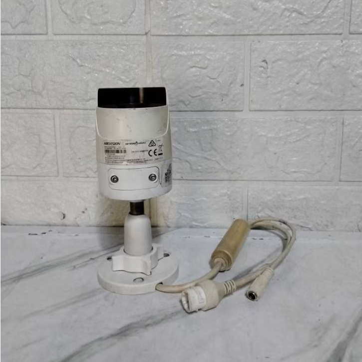 Kamera cctv hikvision ds-2cd2020f-i