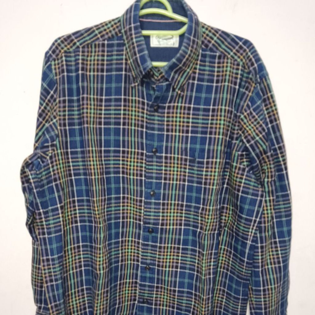 Obral Empat Kemeja Crocodile no minus kancing embos second untuk Pria