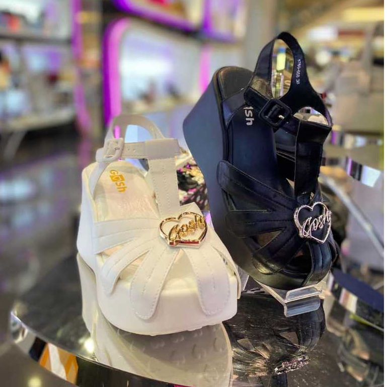 [DAPAT PAPERBAG] READY Sandal GOSH ART 658