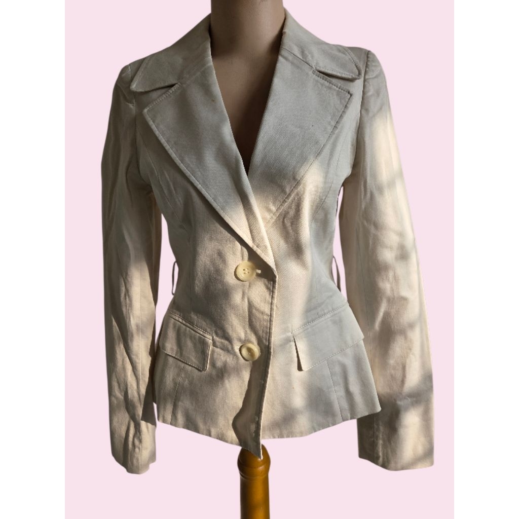 blazer putih preloved