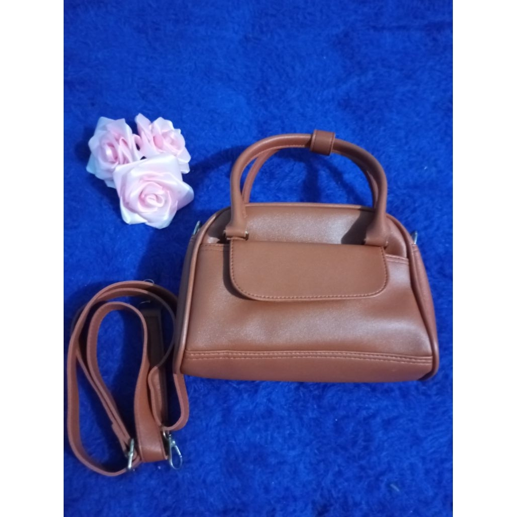 tas wanita warna bata merah