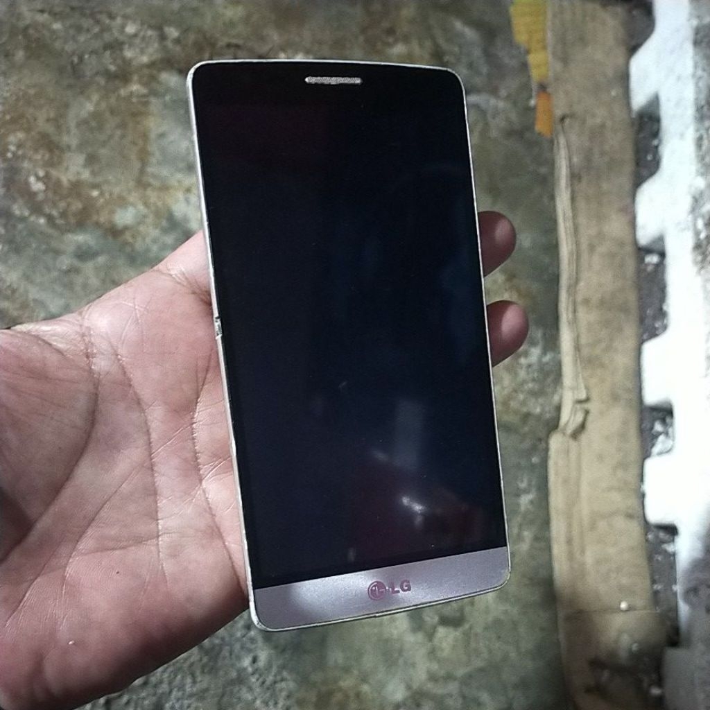 lcd lg D724 bekas copotan normal