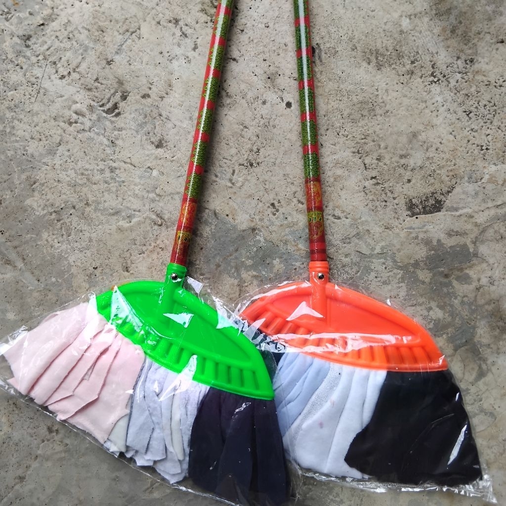 Sapu Lantai Kain