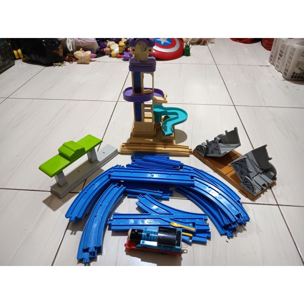 Mainan anak kereta thomas, track tomy original MATEL, mainan kereta murah