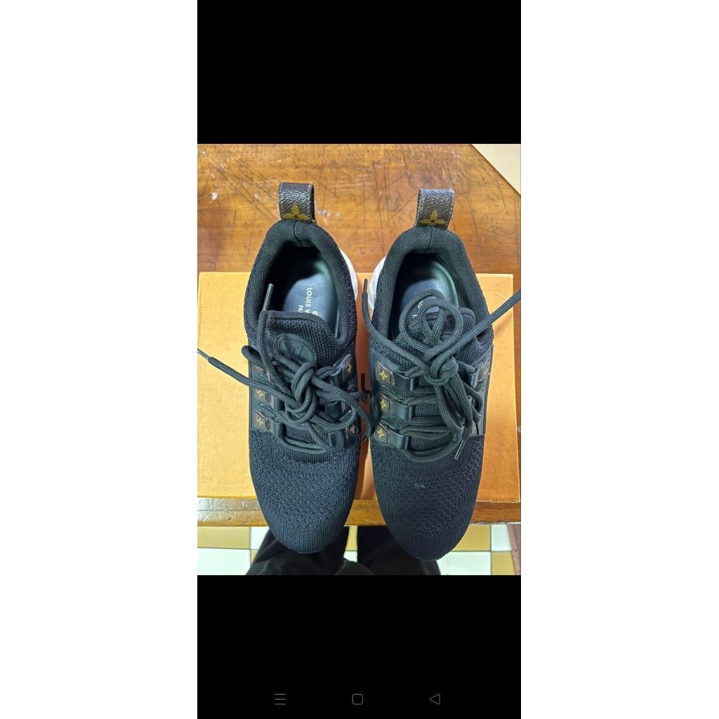 Sepatu LV After Game Preloved Ukuran 39