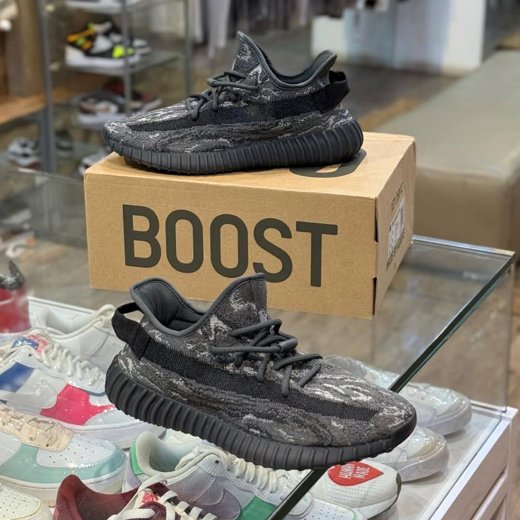 Yeezy 350 Boost V2 MX Dark Salt Black