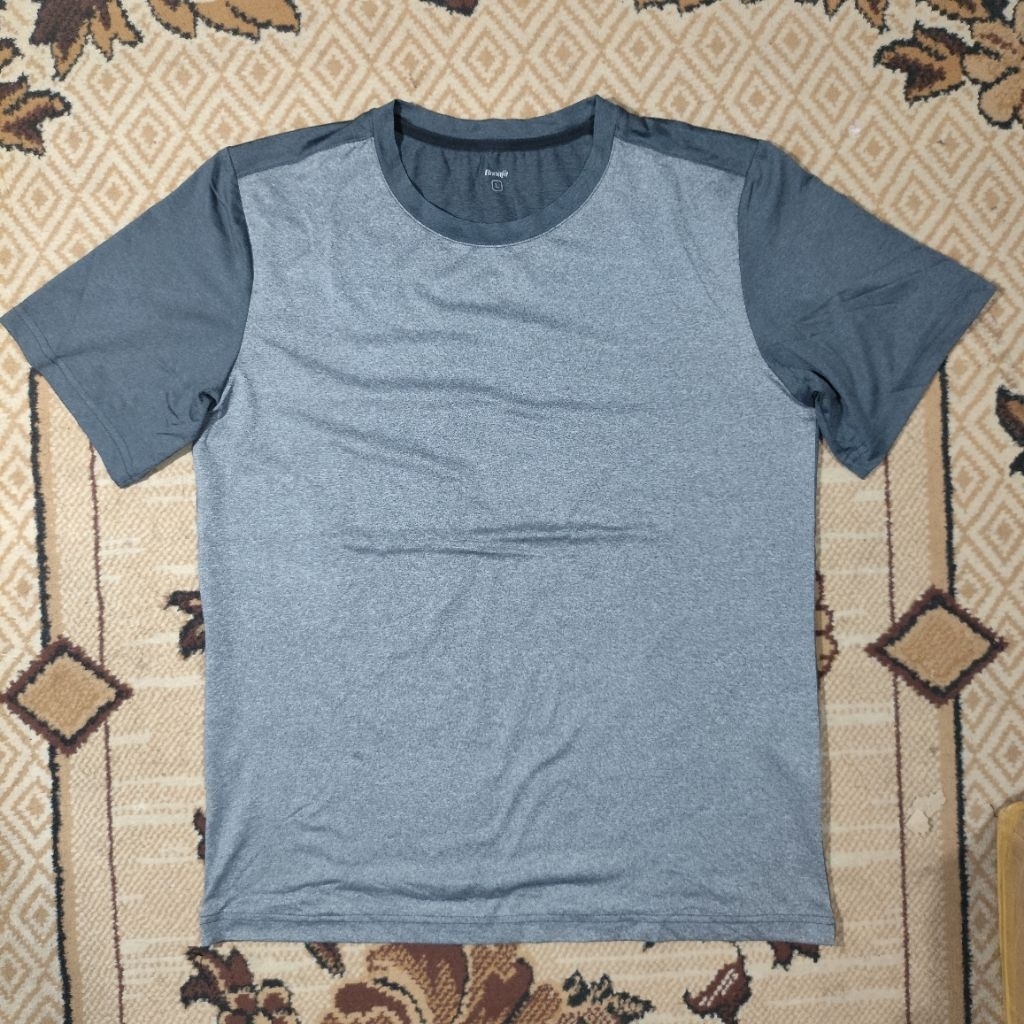 KAOS RUNNING HIKING SECOND KAOS LARI SECOND BONAFIT