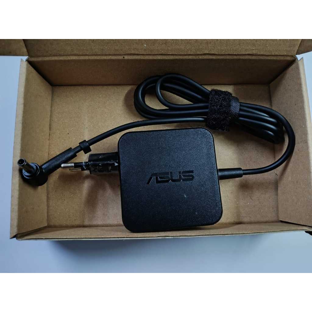 Adaptor Asus VivoBook GO 19V 2.37A 4530 14 E1404 E1404F E1404FA E1404FA-FHD321