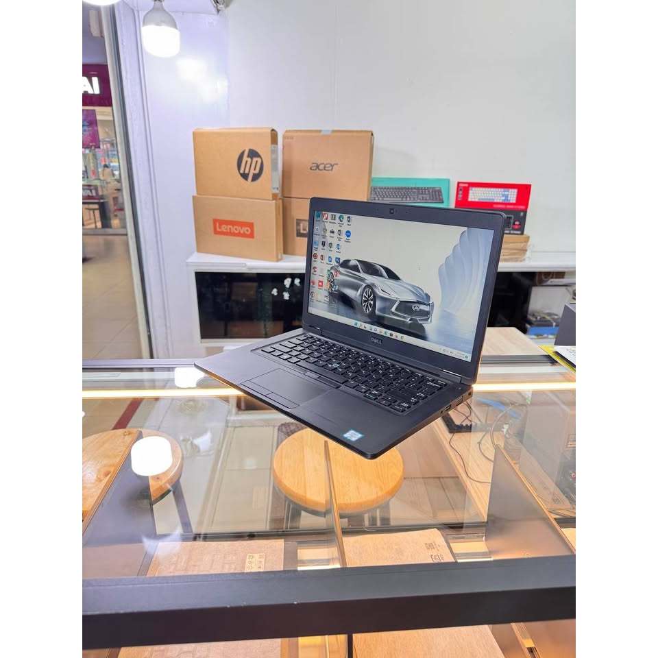 LAPTOP SEKEN DELL LATITUDE 5490 / VGA 2GB / CORE I7 GEN8 RAM 8GB SSD 256GB