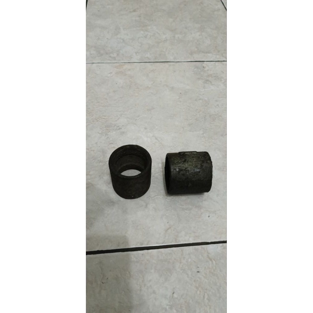 Sok Drat dalam soket besi 1 1/2 inch socket sambungan besi pipa air