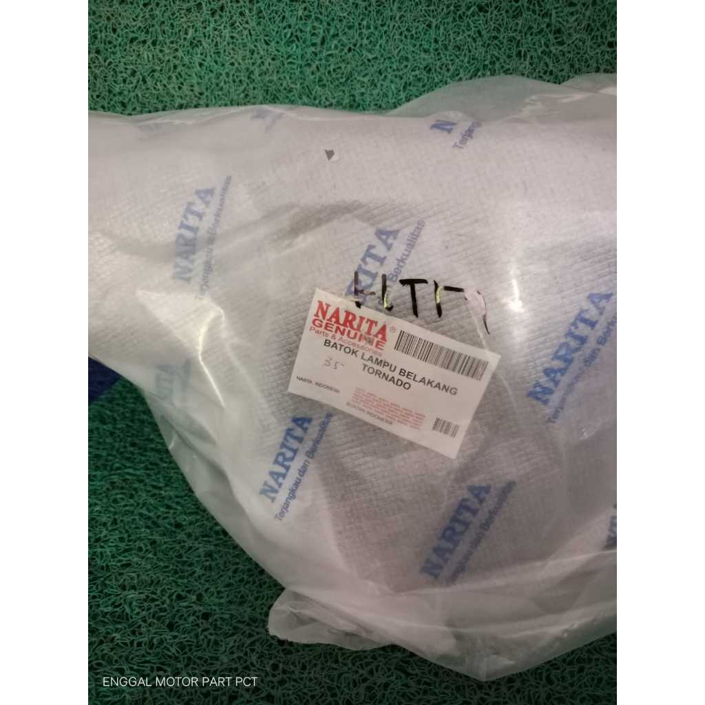 NARITA BATOK LAMPU BELAKANG SUZUKI TORNADO