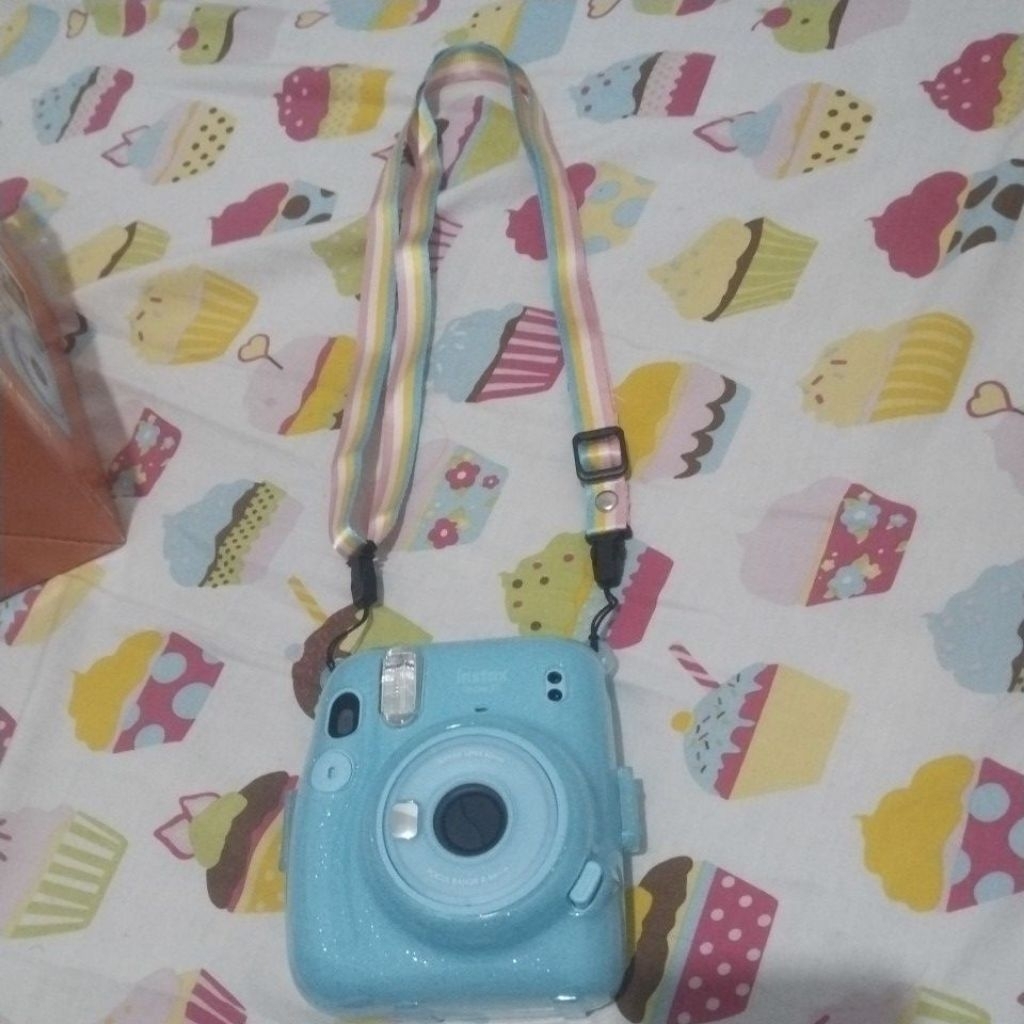kamera instax mini 11 preloved